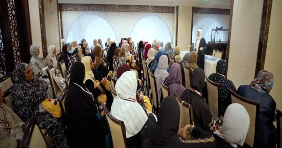 من الروضة إلى قباء.. قلوب الحجاج فى حضرة النبوة.. حجاجنا يزورون المعالم الإسلامية بالمدينة المنورة.. المصريون يسيرون على دروب الطمأنينة من جبل أحد لمسجد القبلتين.. حاجة: دعوت لأولادى ولبلادنا وسعيدة برحلة العمر