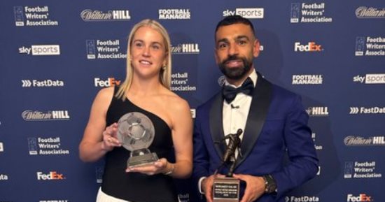 محمد صلاح: أريد أن أكون أول من يفوز بجائزة رابطة الكتاب 4 مرات