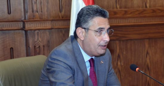 وزير التموين يستعرض استعدادات الوزارة لعيد الأضحى المبارك الإثنين المقبل 