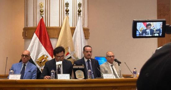 وزير الثقافة يكرم محمد سلماوي: أحد أعمدة الثقافة العربية والمصرية