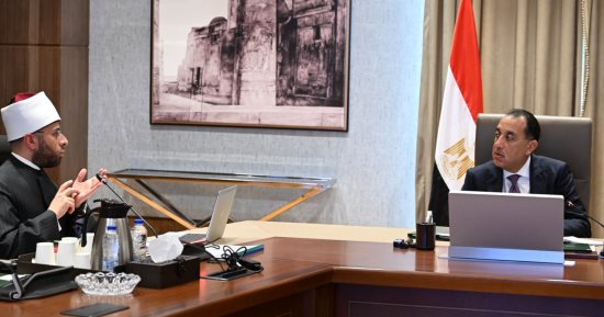 وزير الأوقاف يستعرض مقترح إطلاق منصة دينية رقمية متكاملة