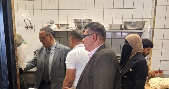 ضبط مخزن ضخم للمنتجات الفاسدة وكميات من السلع المغشوشة فى حملة لتموين الدقهلية