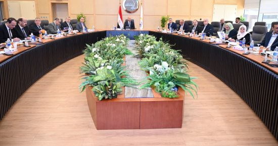 كامل الوزير يوجه بتعظيم تصنيع قطع الغيار للسكة الحديد