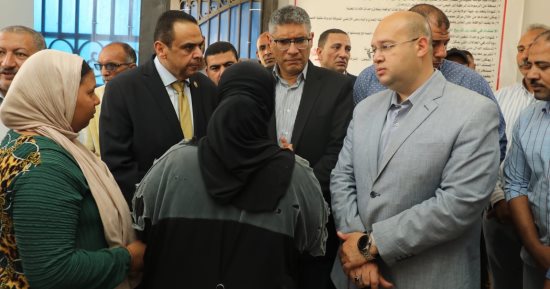 محافظ الجيزة يتفقد المركز التكنولوجى فى العياط ويوجه بسرعة إنجاز ملفات التصالح