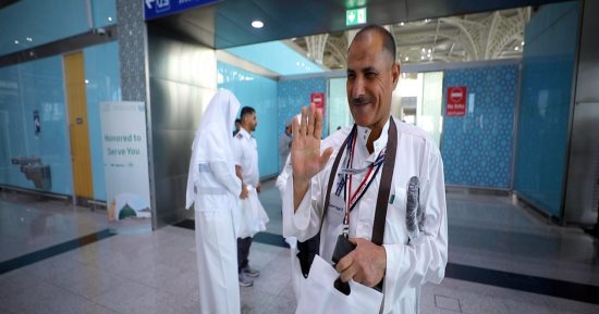 ماذا على الحاج إذا فعل محظورًا من محظورات الإحرام؟.. الدكتور يسري جبر يجيب