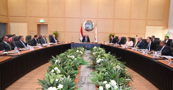 وزير النقل: نسعى لامتلاك 36 سفينة بحلول 2030 لنقل 25 مليون طن بضائع سنويا