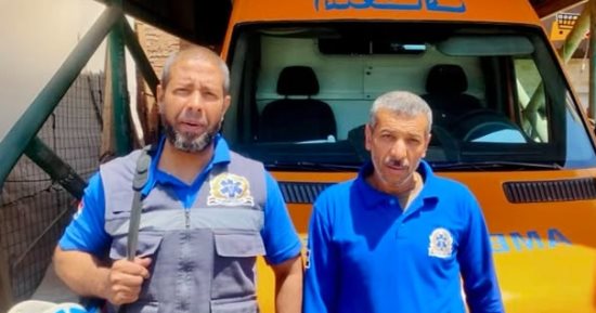 مسعفين ينقذان مسنة تعرضت للغرق فى الشرقية  