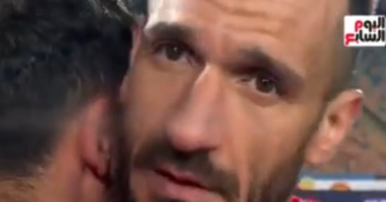 قرار مفاجئ من الأهلى تجاه معلول بعد دموعه خلال التتويج بالدوري