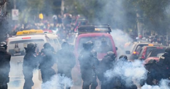 حالة من العنف والفوضى تجتاح أمريكا اللاتينية.. أكثر من 100 جريمة قتل للنساء منذ بداية 2025 فى هندوراس.. اشتباكات دامية خلال احتجاجات بوليفيا قبل الانتخابات.. ومصرع 5 من عناصر الشرطة فى هجوم مسلح بالمكسيك