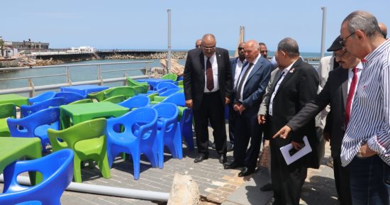 نقيب المعلمين يتفقد تلفيات نادي النقابة بالإسكندرية بعد العاصفة الرعدية