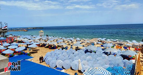 كأن مافيش حاجة حصلت.. شاهد إسكندرية بعد ليلة من الإعصار الشديد "فيديو"