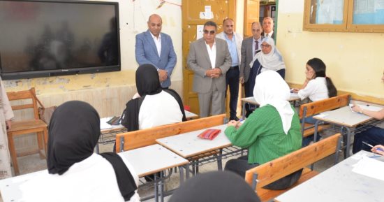 محافظ الدقهلية يتفقد لجان امتحانات الفصل الدراسى الثانى للشهادة الإعدادية