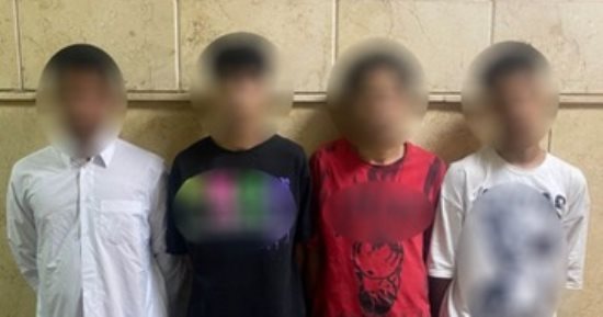 كشف ملابسات فيديو يظهر تعدى 4 يحملون أسلحة بيضاء على شخصين بمنطقة الزيتون