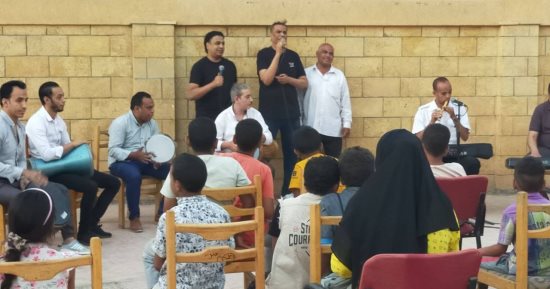 ثقافة الأقصر تقدم محاضرات حول التفكك الأسرى وقيم المجتمع بنجع علوان.. صور