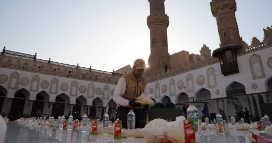 بيت الزكاة والصدقات يقدم 4000 وجبة إفطار للصائمين بالجامع الأزهر الخميس المقبل
