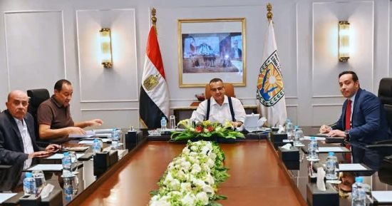 محافظ جنوب سيناء يترأس اجتماع مجلس أمناء مشروع "التجلى الأعظم والأوحد" بسانت كاترين