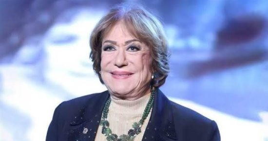 سميحة أيوب تلخص مسيرتها الفنية بكلمة "الألم الممتع"
