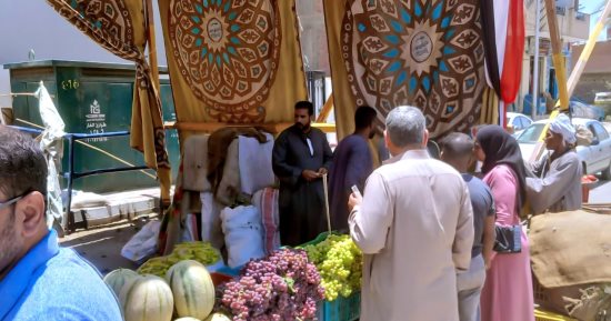محافظ سوهاج يوجه باستمرار سوق اليوم الواحد بمدينة أخميم حتى الجمعة 