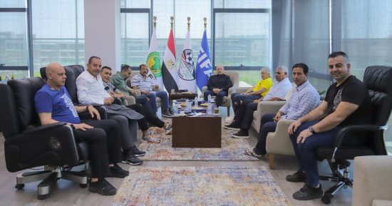 أبوريدة يبحث برنامج المنتخب الوطنى لكأس العرب مع الجهاز الفني