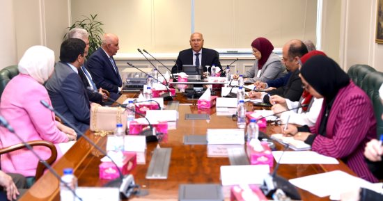 كامل الوزير يبحث مع شركات ألمانية إنشاء مجمع لتوطين مكونات الكباري والأنفاق
