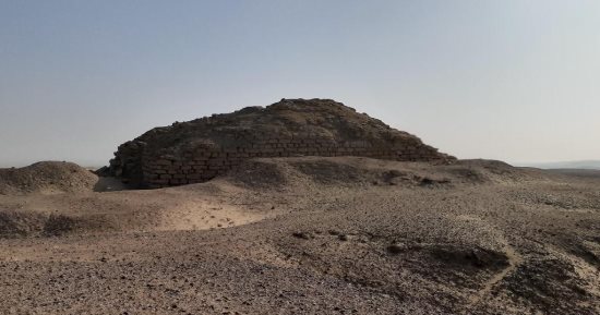 7 معلومات عن هرم سيلا الأثرى بالفيوم.. ارتفاعه 21.5 متر وزاوية ميل 76 درجة