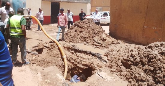 إعادة ضخ مياه الشرب وانتظامها بالمناطق السكنية شرق مدينة أسوان