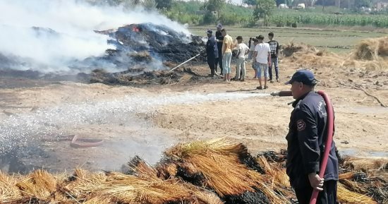 محافظ الغربية يعلن السيطرة على حريق شونة كتان بزفتى ويشيد بتكاتف الجميع