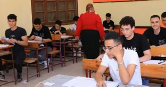 12611 طالبا يؤدون اليوم امتحانات الشهادة الإعدادية الأزهرية بسوهاج
