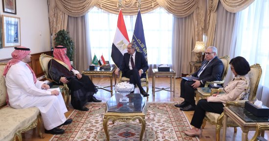 وزير الاتصالات يبحث مع سفير المملكة السعودية فتح آفاق جديدة للتعاون
