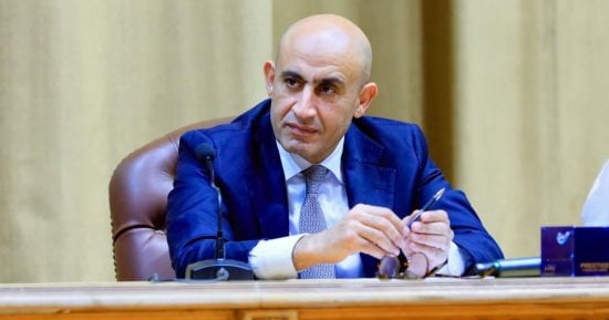 فصل 4 طلاب بالجيزة لنهاية التيرم ومجازاة مدير المدرسة بسبب قطة نافقة