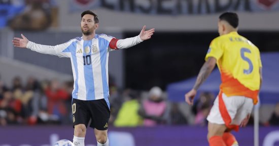 ميسي يتصدر قائمة منتخب الأرجنتين لمواجهتي فنزويلا وبورتوريكو الوديتين