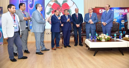 محافظ الدقهلية يشهد المؤتمر السنوى الخامس لوحدات الكلى