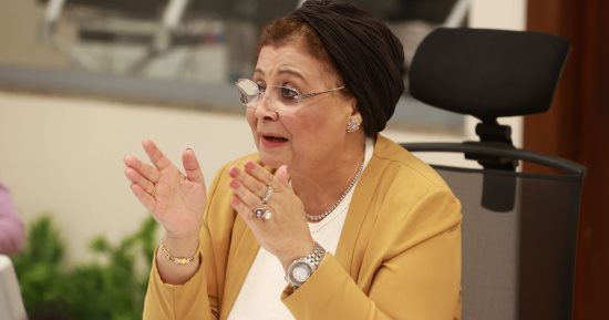 نائب وزير الصحة: متابعة مؤشرات المواليد وتطوير خدمات الرعاية الصحية الأولية.. الدكتورة عبلة الألفى: دخول فوج المواليد عام 2000 مرحلة الإنجاب.. نجاح تجربة تركيب وسائل تنظيم الأسرة طويلة المدى لـ68% من المترددات