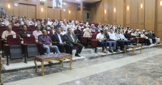 محافظ جنوب سيناء يوجه بتعزيز آليات المتابعة وتفعيل منظومة المراسلات الإلكترونية