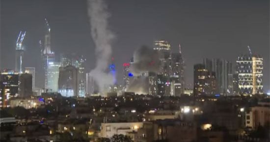 انهيار مبان بشكل كامل في تل أبيب جراء الصواريخ الإيرانية