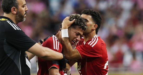 الأهلي يفقد إمام عاشور فى باقى مباريات كأس العالم وفحوصات لحسم مصير الجراحة
