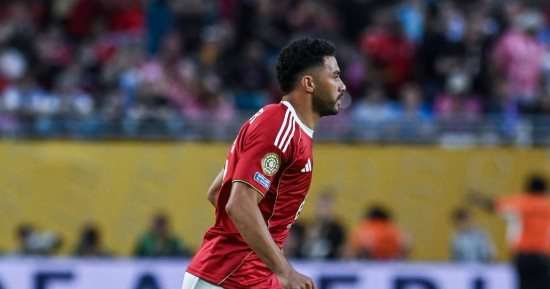 ياسر إبراهيم يقترب من إنهاء برنامج التأهيل قبل السفر مع الأهلى لتونس