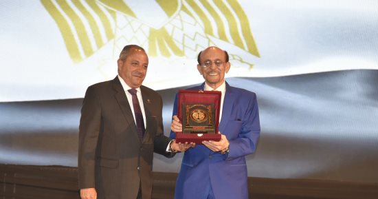 محافظ بورسعيد يشهد ندوة تثقيفية احتفالًا بالذكرى الـ12 لثورة 30 يونيو.. صور