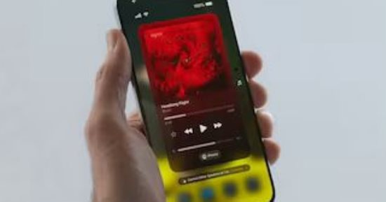 هل ينهي iOS 26 احتكار Apple Music للأغلفة المتحركة؟