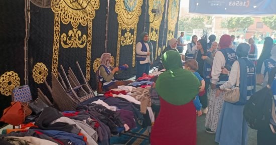 معرض ملابس بالمجان ضمن القافلة التنموية الشاملة بقرية العراقية بالمنوفية