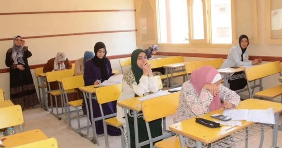 المشرف العام على امتحانات الثانوية الأزهرية بالغربية يتفقد عددا من اللجان بطنطا