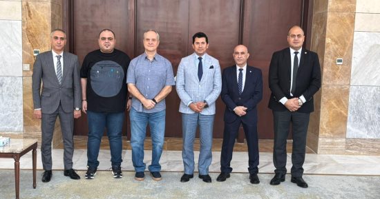 وزير الرياضة يلتقي رئيس اتحاد رفع الأثقال والمدير الفني الجديد للمنتخب