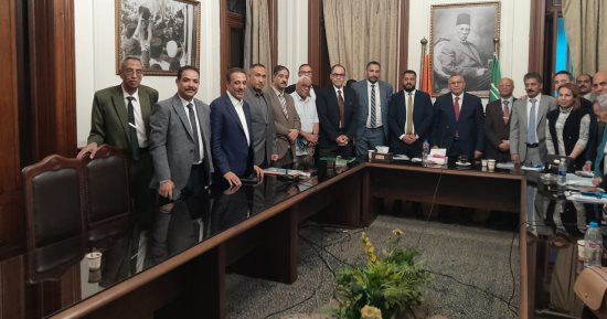 عبد السند يمامة يطالب بتعديل نص المادة 40و41 من قانون العمل الجديد
