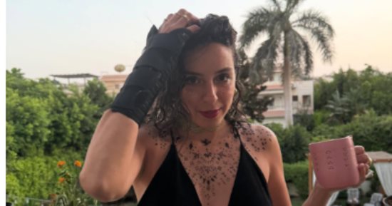 سارة عبد الرحمن عن رسومات جسدها: استخدمت الحنة لمصريتها وأصالتها