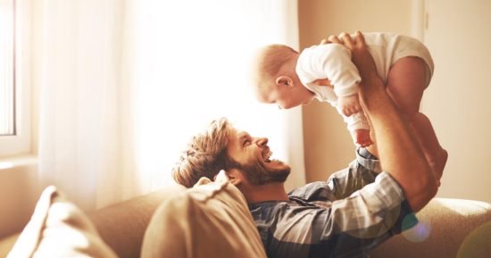 عيد الأب.. 5 نصايح ذكية لكل أب جديد مع طفله الأول