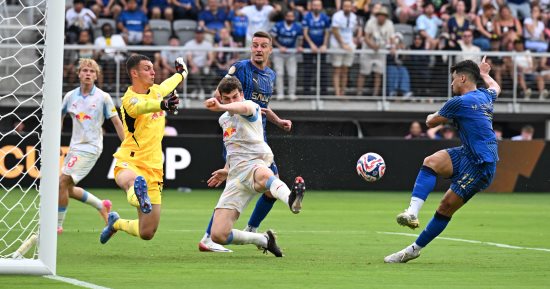 الهلال السعودى يسقط فى فخ التعادل ضد سالزبورج بكأس العالم للأندية