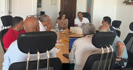 وزيرة البيئة تعلن استئناف برنامج رصد أسماك القرش بالبحر الأحمر بالأقمار الصناعية