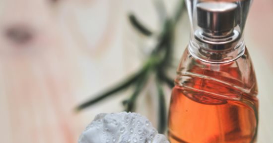 5 أبراج تجيد اختيار العطر المناسب لها بدون حيرة.. أشطر من خبراء العطور