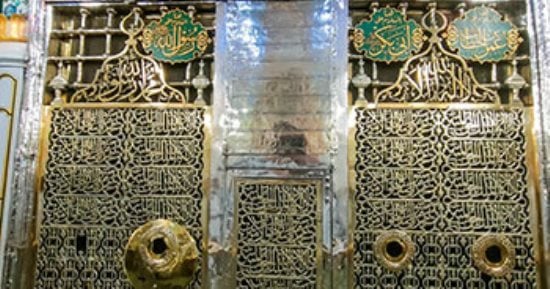 انتفاضة المؤسسات الدينية للدفاع عن أبوى النبى وسط مطالب بمحاكمة المسيئين.. الأزهر: جميع آباء النبى وأمهاته ناجون.. الإفتاء: من يدعى غير ذلك عليه أن يخشى لعنة الله.. والأزهر للفتوى: إساءة مرفوضة