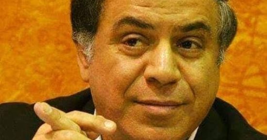 هيئة الكتاب تكلف أحمد الشهاوى برئاسة تحرير مجلة إبداع